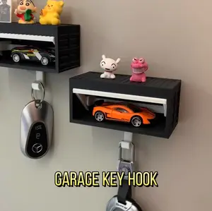 Wall-Mounted Garage Key Organiser - Room-Friendly Hanging Door Hanger with Mini Car Slot, Easy Installation, Decorative Design, Ideal for Car Enthusiasts, Perfect Gift
