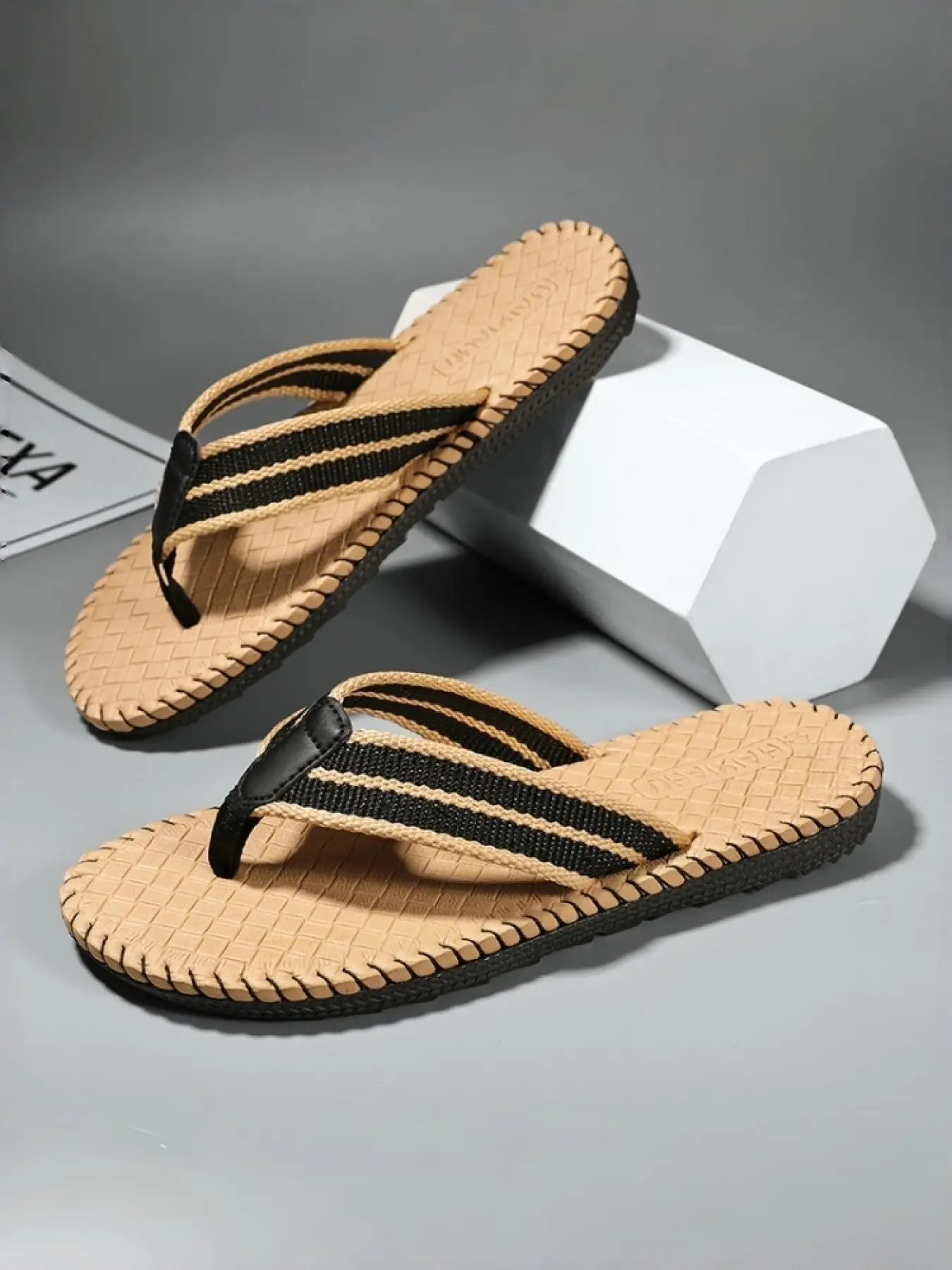 Men's Flip Flops Lightweight Rebound Non-Slip Texture Sole For Summer Home Wear Sandal Anti Slip Sandals Summer Footwear
