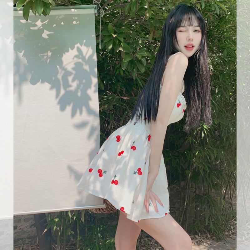 Summer Cute Strap Dress Girl