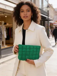 【USA LOCAL DELIVERY】Women's Puffy Quilted Makeup Bag, Cosmetic Bag, Cute Puffy Solid Color Travel Toiletry Organizer Bag/Handbag,  Women's high capacity Handbag for daily use,parties, dating