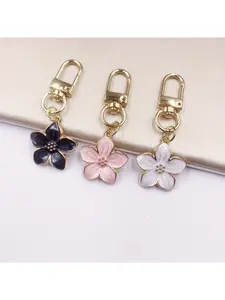 3 Pack Cute Flower Keychain Set Metal Keyring for Women Wallet Backpack Car Decoration Earphone Case Accessories Seasonless Gift