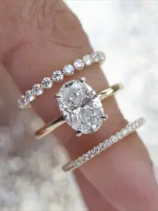 A Unique 3-piece Set of Circular-cut Cubic Zirconia Wedding Rings, Engagement Ring, Gift for Her, Promise Ring, Wedding Set, Eternity Ring and Plain Ring Set. Valentine's Day Jewelry Gift.