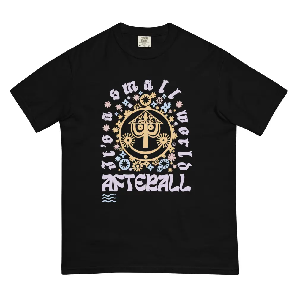 The Small World tee - Happy Threads by KELS