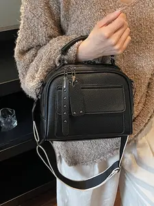 Fashion  business  simple   casual one-shoulder handbag, niche design  light luxury and versatile multi-compartment commuter shoulder bag, classic   personality suitable for daily commuting, shopping and so on.