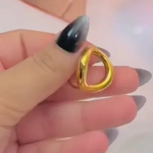 Elegant Women's Ring - Modern Design, Durable Material, Lightweight & Smooth Finish, Perfect for Daily Wear, Parties, Gifts, or Special Occasions