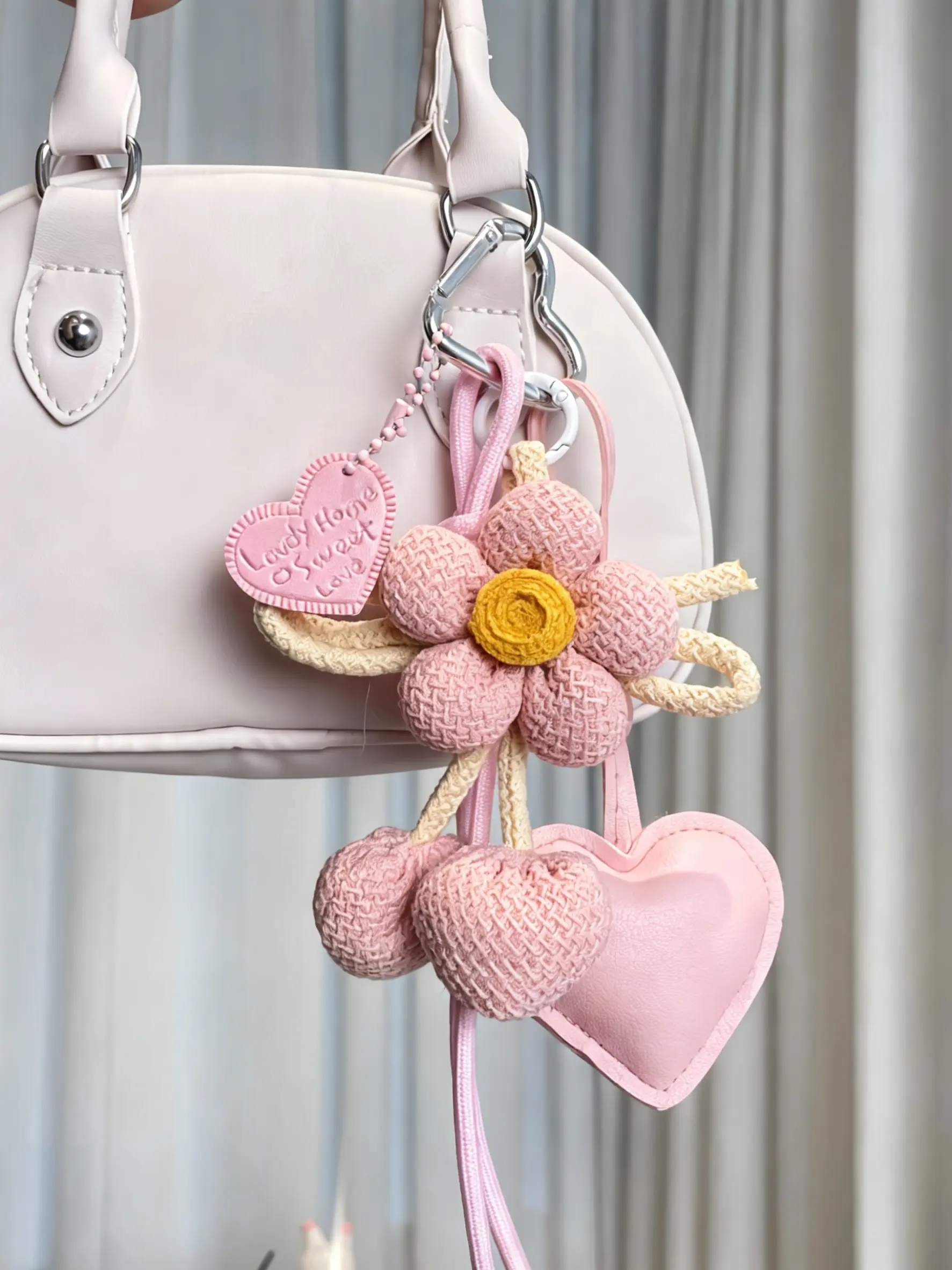 Bag Charms For Handbags, Cute Bag Charms Bag Charm Pendants Knitted Flowers Complex Styles Suitable As A Gift For Friends Suitable For Bags And Keys Couple Bag Charms Bag Chain Accessories Bag Charm Keychain Purse Accessories