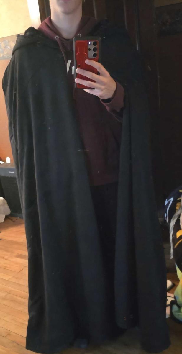 Item: Blackout, Medium