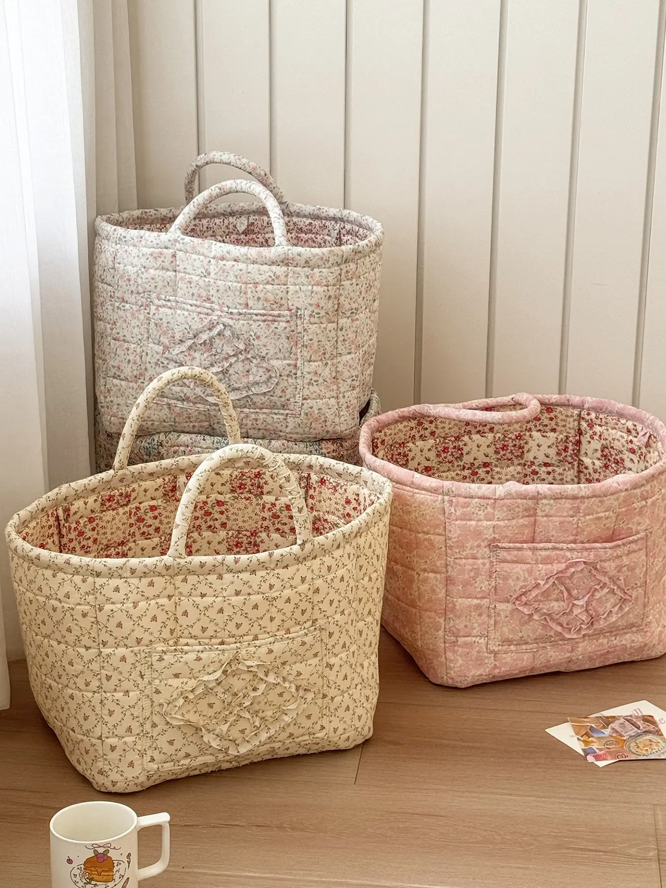 1pc Floral and dirty clothes basket, lightweight storage box, large capacity portable storage basket suitable for home clothing storage, Lightweight laundry basket, Laundry Hamper, Laundry Bin