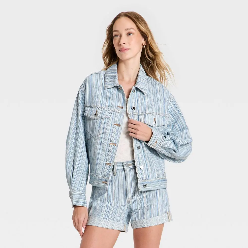 Women's Relaxed Barrel Denim Jacket - Universal Thread Blue Striped M