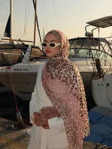 Vintage Classic Leopard Print Balinese Hijab Scarf, Soft Fabric Comfortable Headscarf, Muslim Fashion Casual Daily Wear, Breathable Beach Long Shawl