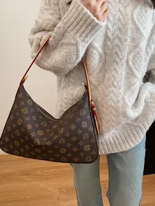 Fashionable Vintage Floral Pu Tote Satchel Bag for Women, Vintage Chic Purse, 2026 New Large Capacity Commuter Adjustable Strap Shoulder Crossbody Handbag, Stylish Tote Backpack