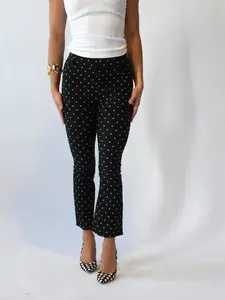 The Chic Dot Capri