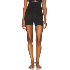 SPANX Spanxsculpt Seamless Power High Waisted Shorty in Very Black SPANX Spanxsculpt Seamless Power High Waisted Shorty in Very Black