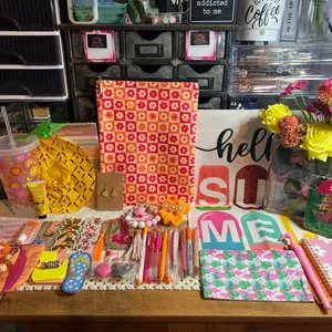 Sipsy’s 35 Bundle - Unique Pens Bookmarks Stickers Journals & More - Daily Updates - Perfect for Booklovers - Includes 4 Coffee Break Premiums - Enhance Your Reading Experience