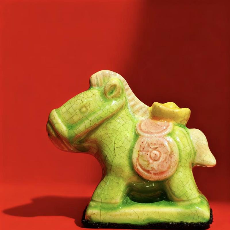 Handmade Chinese-Style Ceramic Green Horse Figurine - Wizard of Oz Lucky Art Desktop Decor