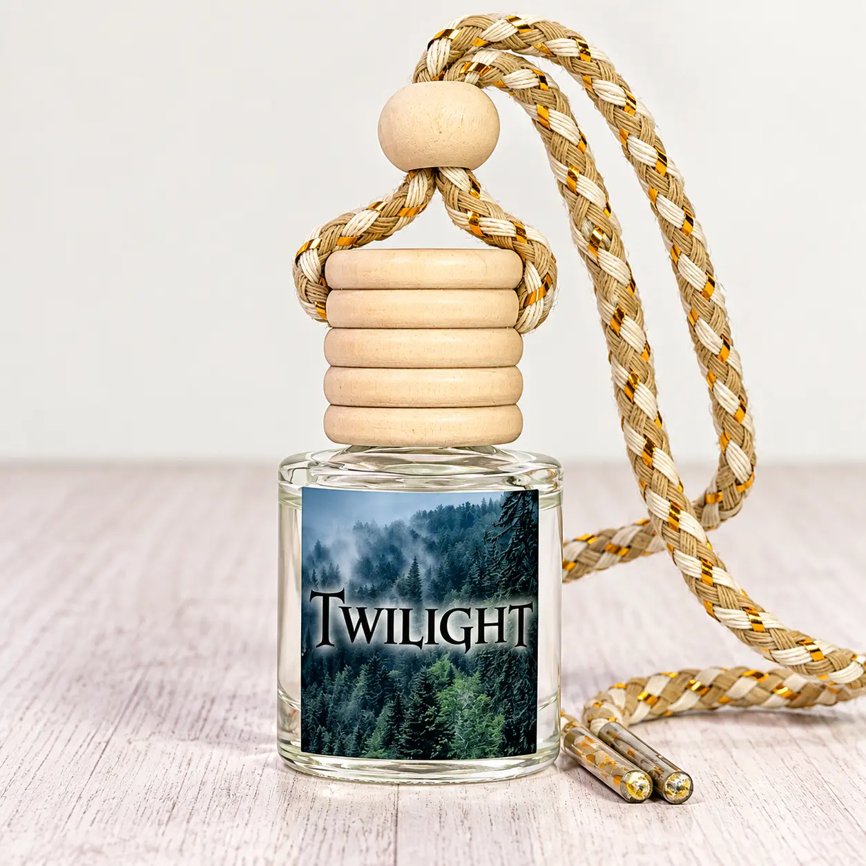 Clean & Fresh Scented Car Diffuser - 8 ml Woody Aroma Non-Toxic Fragrance for Up to 3 Months Continuous Scent