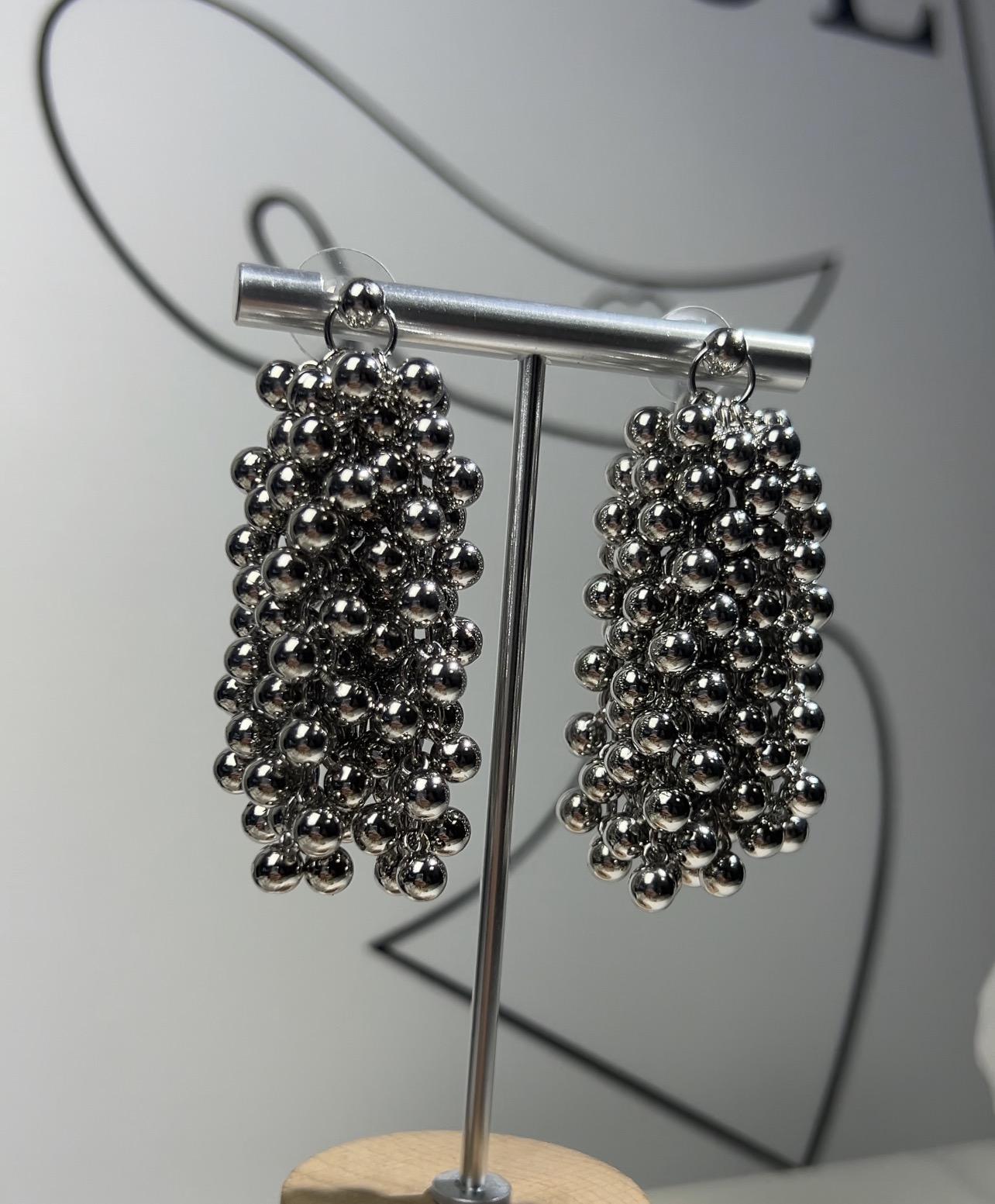 Stainless Steel Silver Grape Bead Tassel Earrings, Minimalist Statement Drop Earrings, Hypoallergenic Party Jewelry for Women