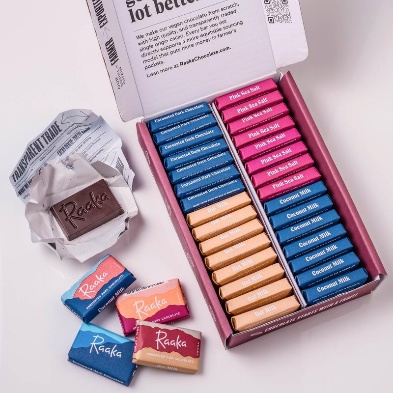 Raaka Chocolate - Mini Doses Box of 30 Dark Chocolate Bars