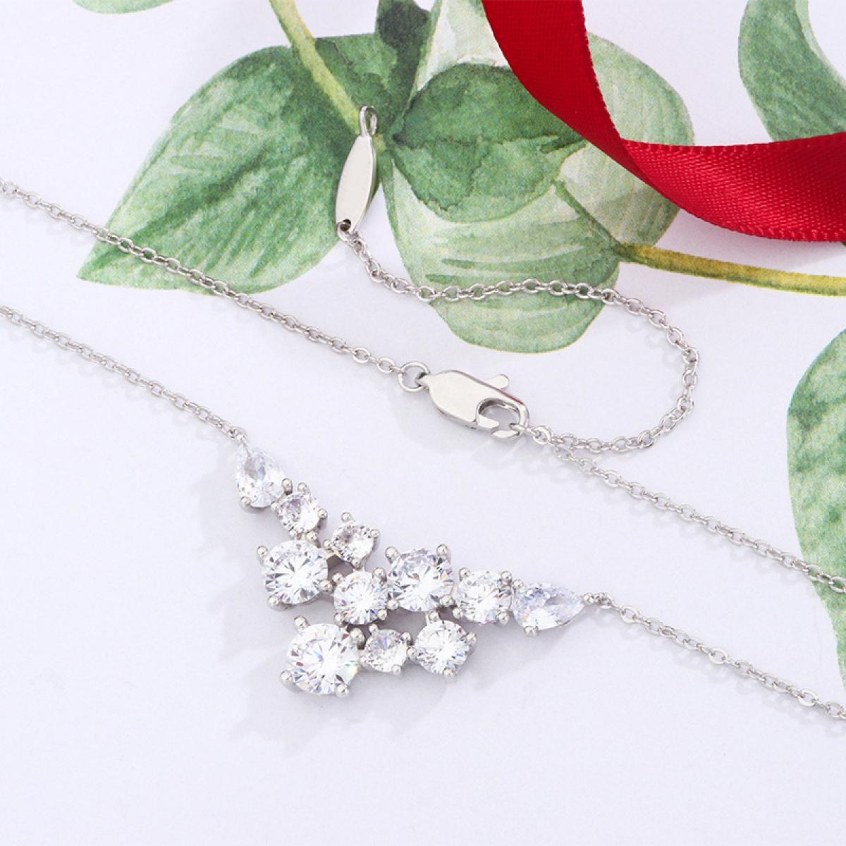 Dainty Multi-Shape Sparkle Cluster Necklace, Smooth Polished Link Chain, Elegant Feminine Statement Jewelry, Versatile Formal & Casual Accessory, Perfect Gift for Fashion Lovers, Timeless Design for All Occasions