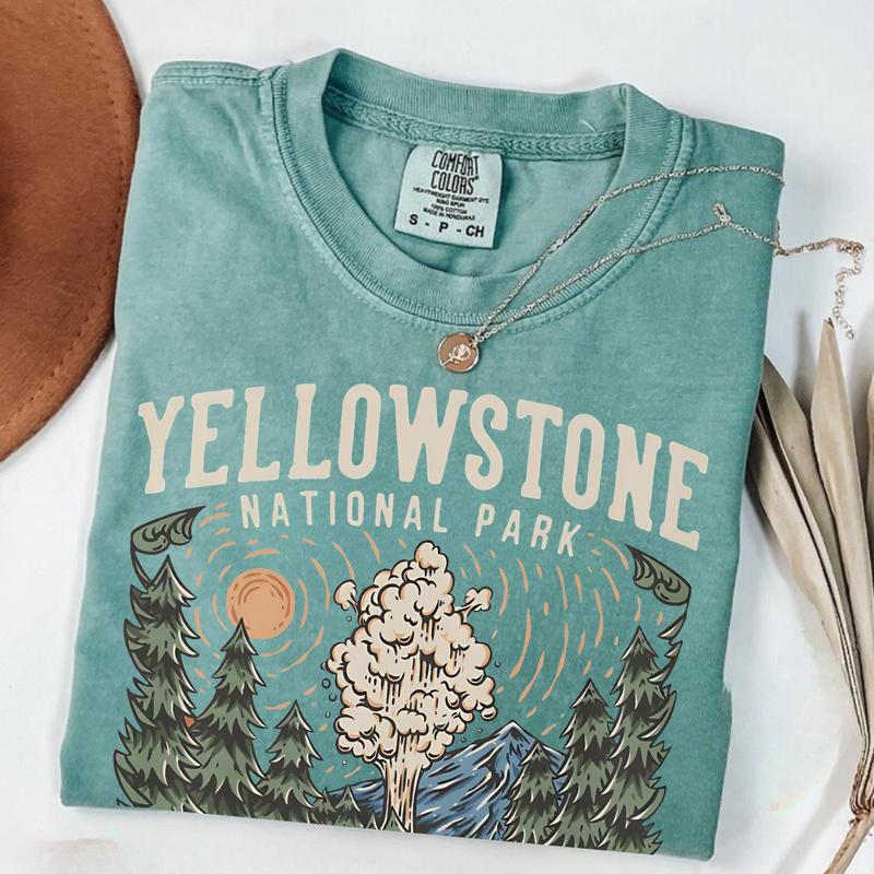 Comfort Colors Yellowstone T-Shirt – National Parks Mountain Tee, Wildlife Nature Lover Shirt, Camping Gift, Outdoor US Vacation Shirt