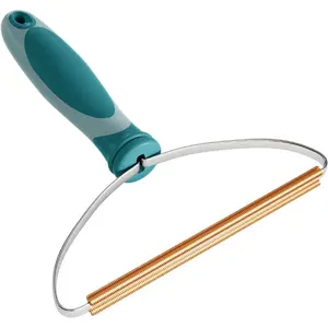 Dog Cat Hair Remover - Deep Cleaning Tool for Pet Fur Removal, Portable Carpet Scraper Rake, Fuzz Hairball Shaver Brush for Carpet & Furniture