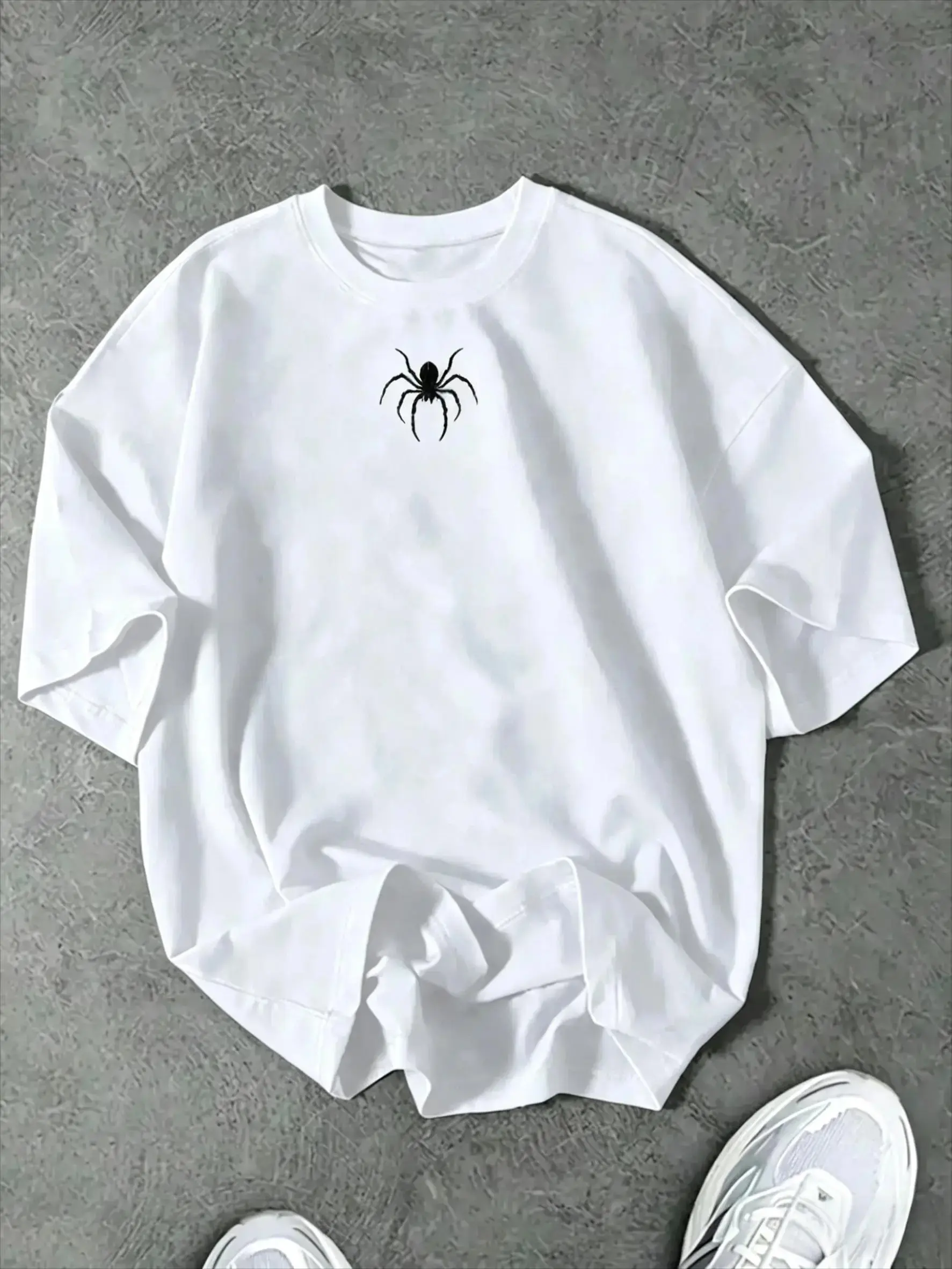Unisex Graphic Tee Spider Print American Streetwear Design Oversized T Shirt Casual Crewneck Short Sleeve Soft Cotton Breathable Loose Fit Daily Wear Trendy Aesthetic Graphic Fashion Top