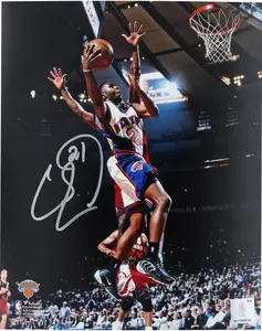 Charlie Ward New York Knicks Autographed 8" x 10" Layup vs. Atlanta Hawks Photograph - Fanatics Authentic Certified