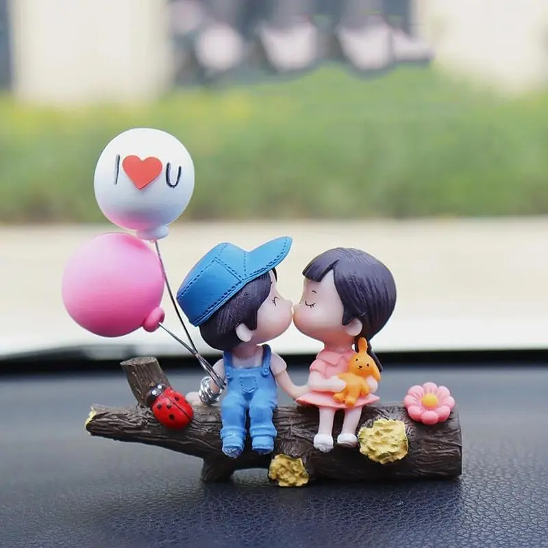 Giftready Cartoon Couple Car Interior Statue, Creative Home Decor Ornament, Fashion Auto Accessory, Teenage Girl Gifts