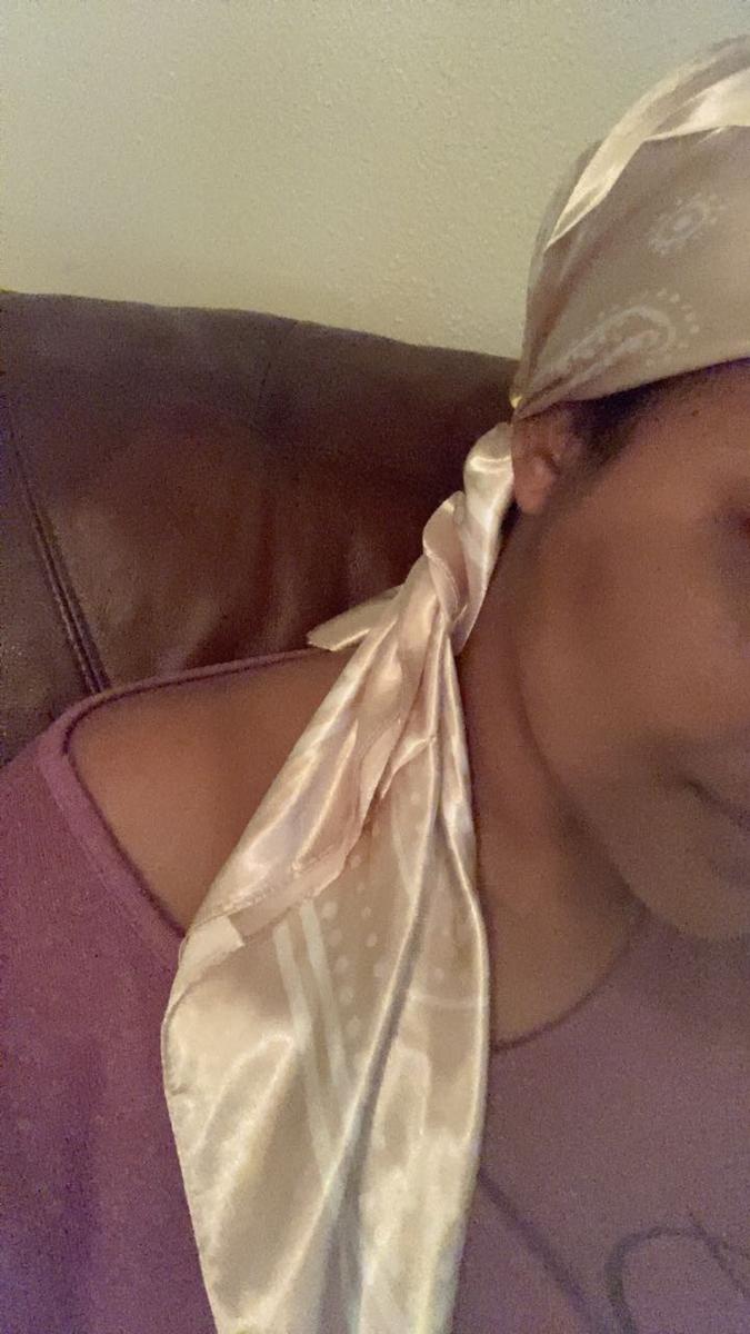 Item: Cashew(black+gray+burgundy+light Curry)