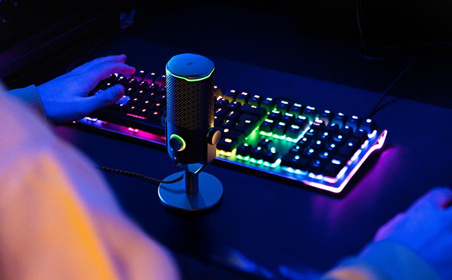 JBL Quantum Stream Studio, Quad pattern premium USB microphone for streaming, recording and gaming JBL Quantum Stream Studio, Quad pattern premium USB microphone for streaming, recording and gaming