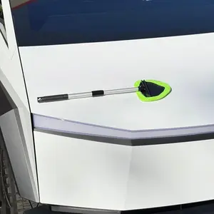 Tesla Extendable Microfiber Dust Cleaning Wand Brush (Short Version) - Green