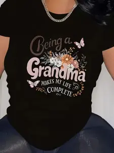 Women'S Plus Size "Being a Grandma" Floral Print T-Shirt - Elegant Black Casual Tee with Pink & White Flowers, Comfortable & Machine Washable, Perfect for Spring/Summer/Fall, Grandma Themed Apparel|Elegant Casual Style|Comfortable Fit