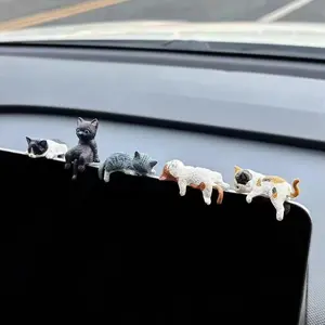 5-Piece Cat Car Interior Accessories Set, Miniature Cat Figurines, Dashboard Decorations, Cute Anime Style, Suitable for Women and Girls, Car Trinkets