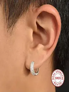 S925 pure silver, European and American style luxury micro-set diamond earrings, unisex hip-hop trend earrings, versatile and unique design earrings fashionable small circle earrings, sparkling zirconia; low-sensitivity earrings, Lightweight Earring