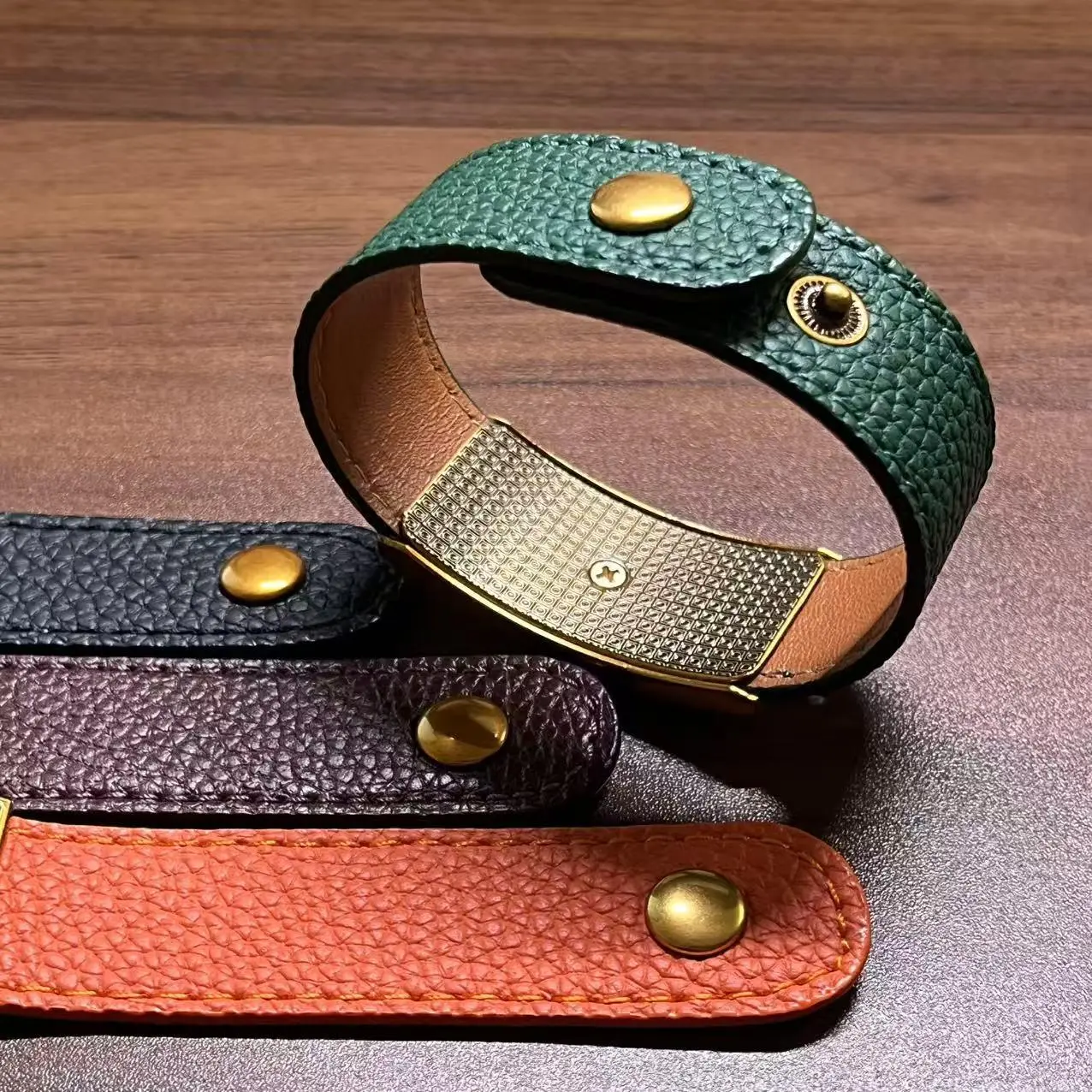High-End Fashion Bracelet for Men & Women, Stylish Unisex Wrist Accessory, Minimalist Jewelry, Everyday Gift for Men and Women