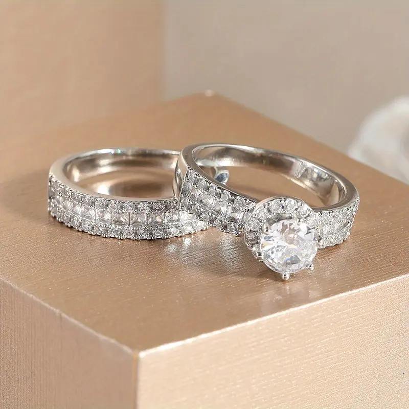 New Fashion Exquisite Women's Beautiful Princess Square Zircon Ring Set Silvery Artificial Diamond Engagement Wedding Ring Set Unique Accessories Exquisite Jewelry Collection