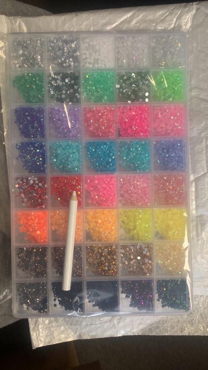 Item: 40 colors, Ultra Large Packs + 3Pcs Glue | 3mm Beads