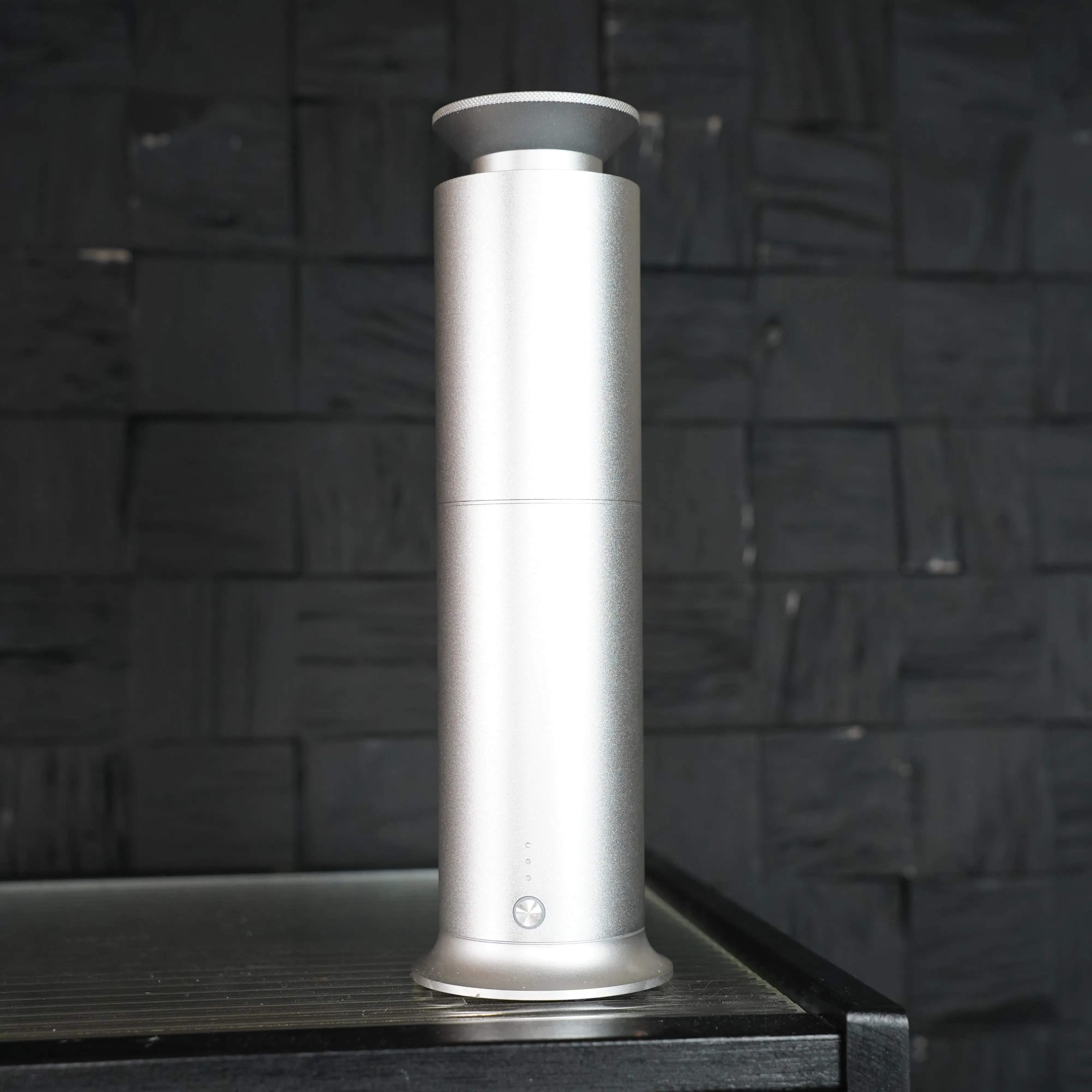 Hotel Lobby Scent at Home: Tall Cold Air Diffuser 1000sqft, Touch Control, Battery Powered, 2 Luxury Inspired 30ml Oil Sampler Set Wooden Aromatherapy Incense Holder