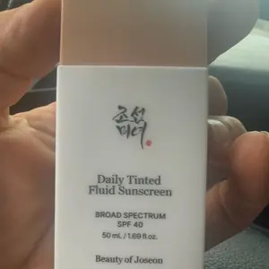 [Beauty of Joseon Official] Daily Tinted Fluid Sunscreen 50mL | OTC Certified, SPF, Broad Spectrum Protection, Mineral based Sunscreen, Makeup