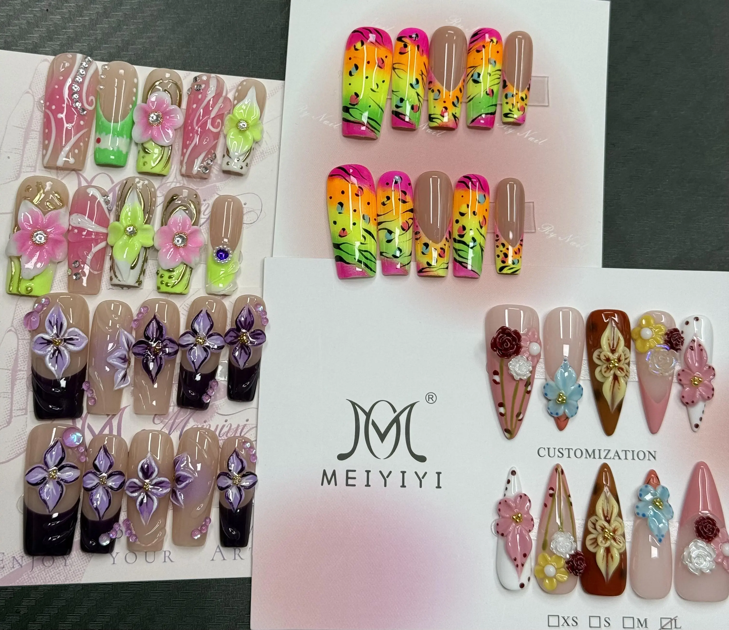 Lucy(9817)gc.colorful nails