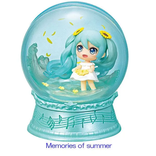 Re-Ment Hatsune Miku Scenery Domes Snowball Assortment