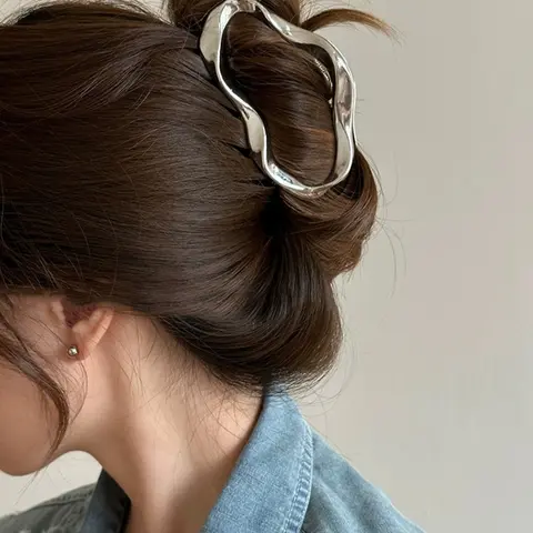 Durable Metal Hair Claw Clip, Elegant Cloud Design, Perfect for Daily Use & Styling Needs, Strong Hold & Lightweight, Ponytail Claw Clip, Hairclips, Hair Decor