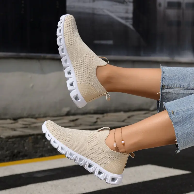 Womens Casual Sports Sneakers Lightweight Breathable Mesh Running Shoes Comfortable Soft Sole Slip On Loafers Daily Commuter Footwear Fashion Athletic Shoes Versatile Trendy Walking Footwear Durable Anti Slip Platform Shoes Modern Minimalist Design