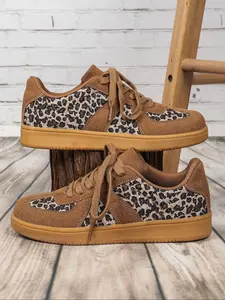 Men's Fashionable Leopard Print Lace Up Low Top Sneakers, Casual Comfortable Breathable Sports Shoes, Male All-match Round Toe Shoes for Daily Wear, Closed