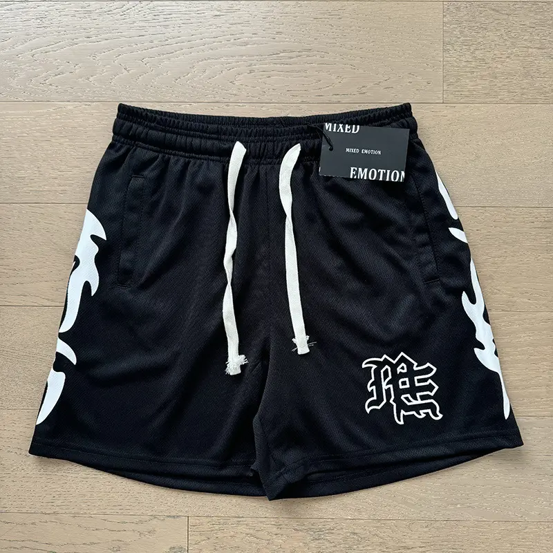 X0025 Black and White