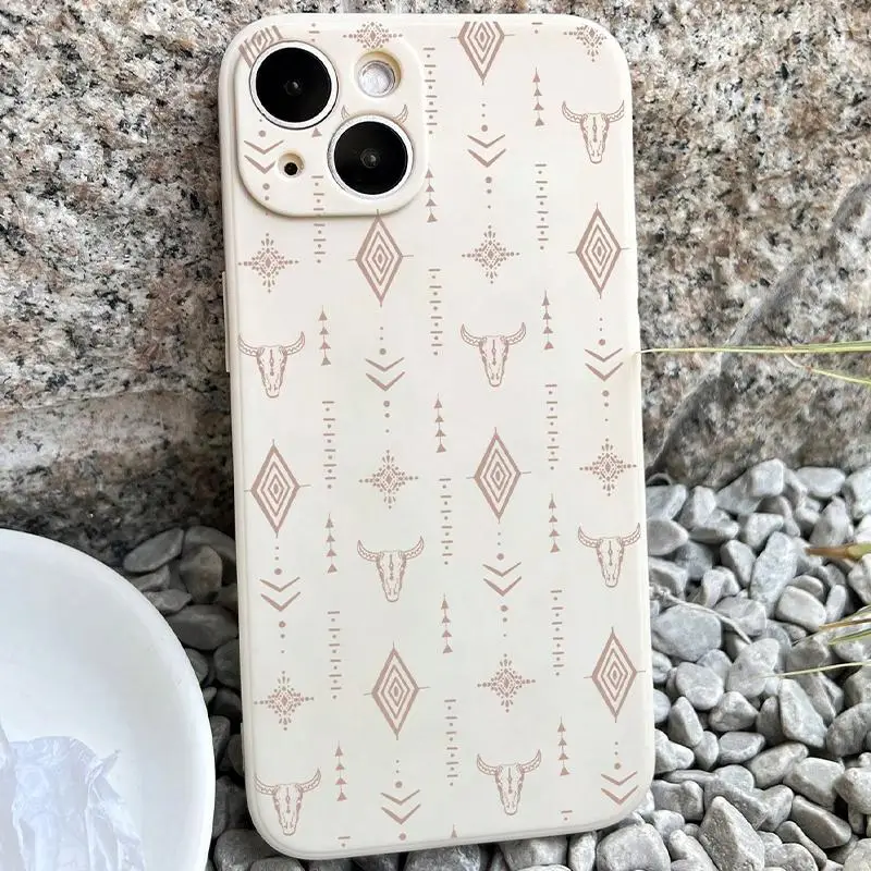 Cute Cow Head Pattern Silicone Phone Case, Anti-drop Cellphone Protective Cases, All-inclusive Shockproof Mobile Phone Cover for iPhone 11 12 13 14 15