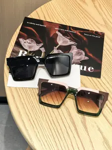 Women's Vintage Rectangular Sunglasses, Colorblock Design, PC Frame, Ideal for Daily Wear, Photography, Travel, Beach, All Seasons, Vintage Rectangle Shades