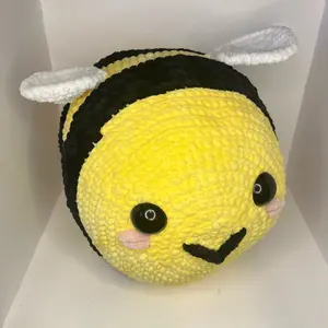 Jumbo Crochet Bee