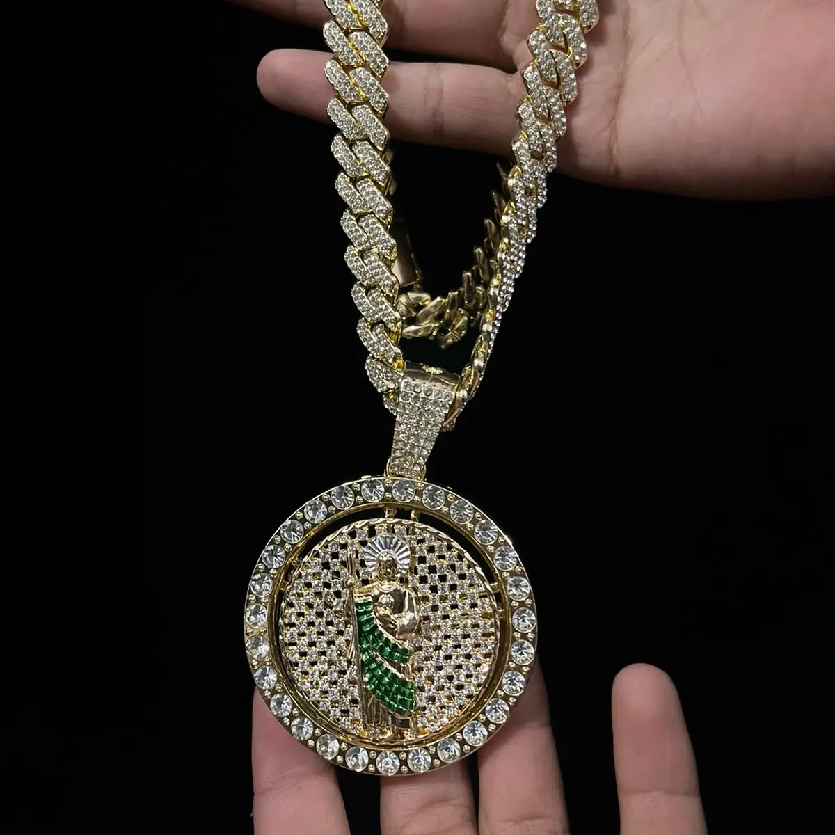 Religious Modern Chains - Gold Necklaces Religious Modern Chains - Gold Necklaces