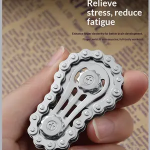 Stress Relief Metal Gear Chain Fidget Spinner Toy Car Keychain Large Gears High-End Hand Tip Spiral Gyroscope, Colorful Design, Sensory Fidget Keychain